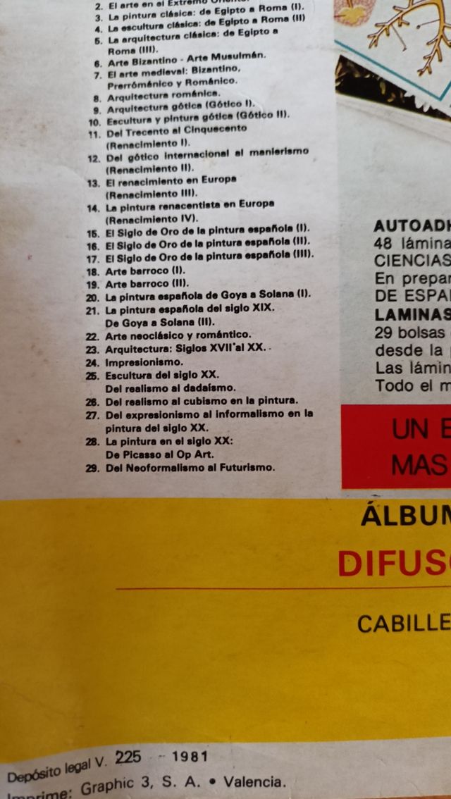 ÁLBUM DE CROMOS ESCUDOS