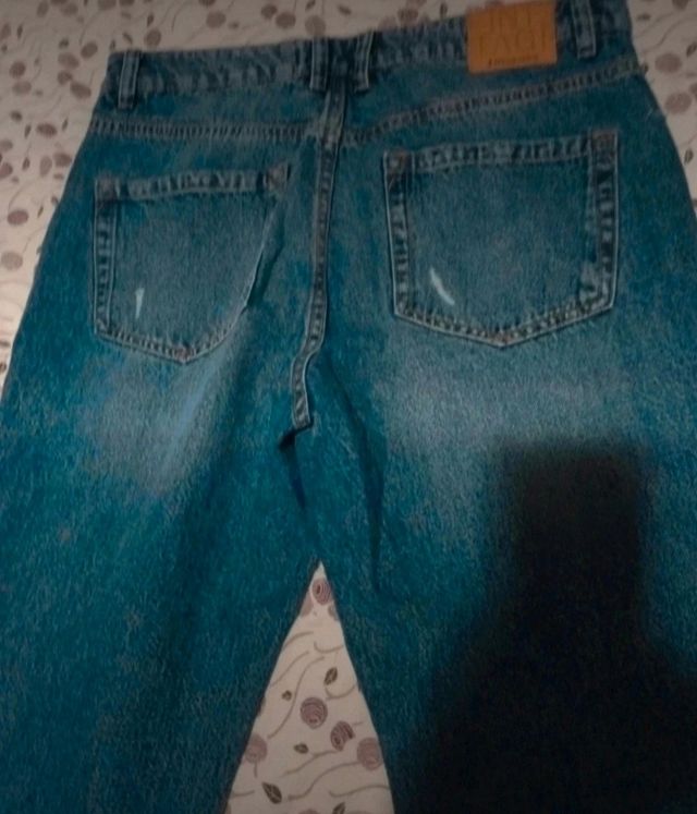 Vaquero talla 42 Stradivarius