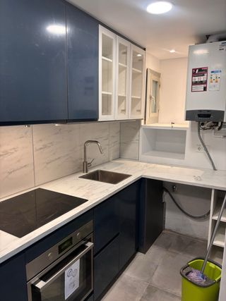 Intalador de cocinas,armarios,baños,parquet etc