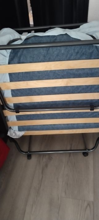 Cama plegable 