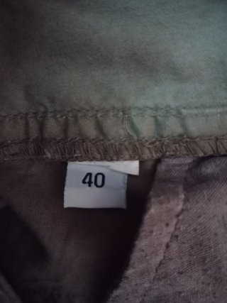 Pantalón corto Stradivarius 40