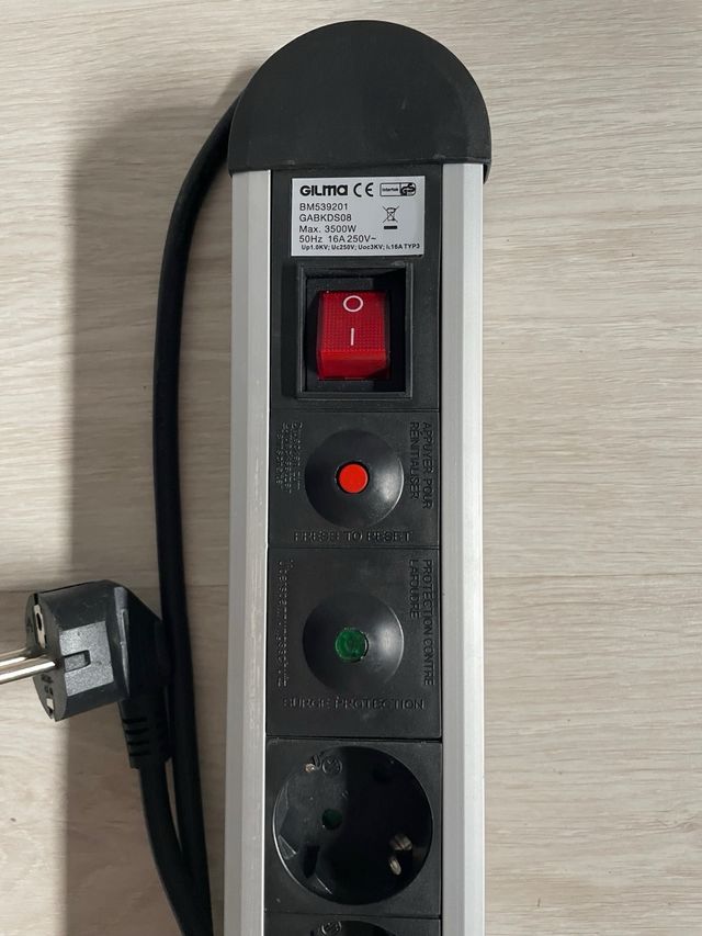 Base de aluminio 8 Tomas