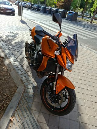 Kawasaki Z750