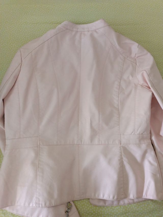 Chaqueta entallada polipiel