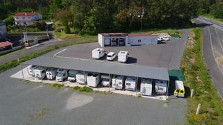 PLAZAS PARKING AUTOCARAVANAS/ BARCOS-LANCHAS