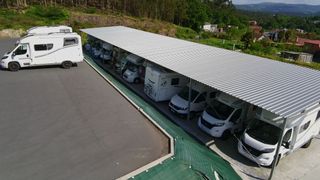 PLAZAS PARKING AUTOCARAVANAS/ BARCOS-LANCHAS