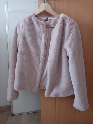 Abrigo de piel rosa HYM