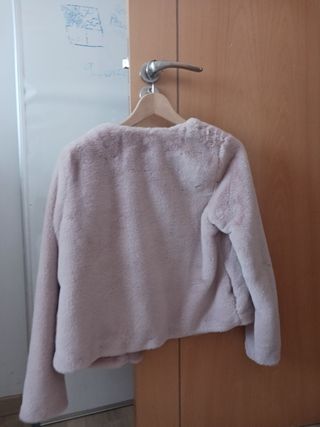 Abrigo de piel rosa HYM