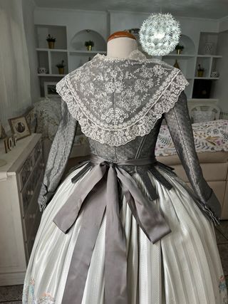 Traje fallera
