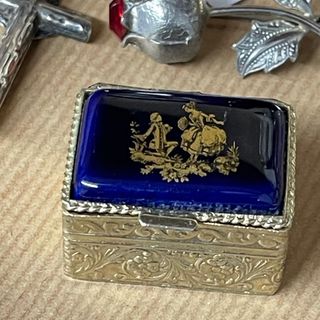 Caja pastillero. Limoges