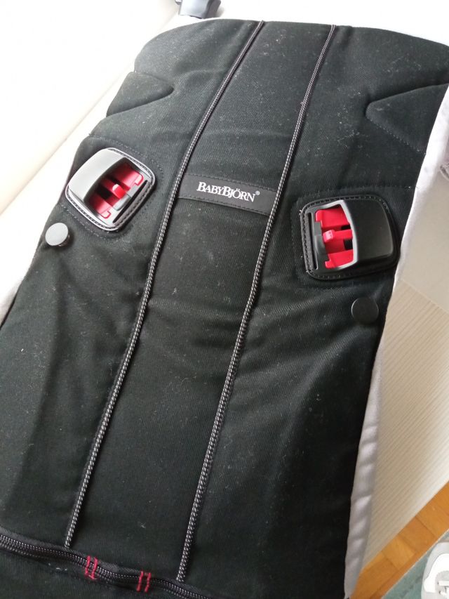 Mochila babybjorn 0-3 años