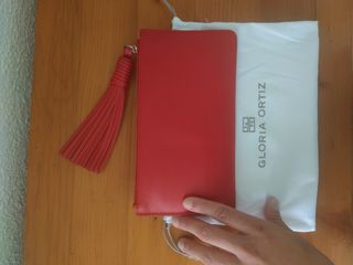 Cartera de mano Gloria Ortiz en rojo