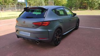 SEAT Leon Cupra R