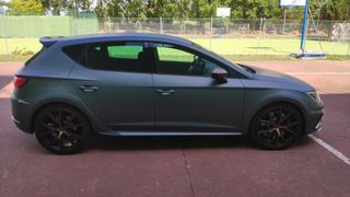 SEAT Leon Cupra R