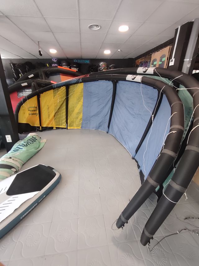KITE CABRINHA SWITCHBLADE 10M 2022