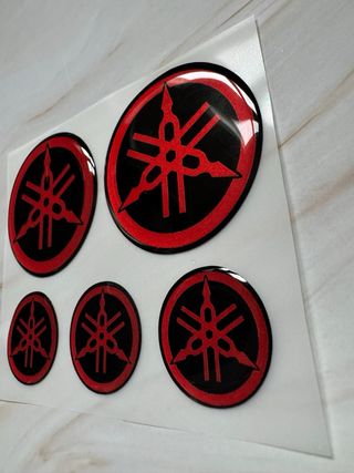 EMBLEMAS MOTO YAMAHA GEL 3D R1 R3 R6 MT07 DT JOG