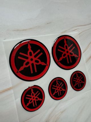EMBLEMAS MOTO YAMAHA GEL 3D R1 R3 R6 MT07 DT JOG