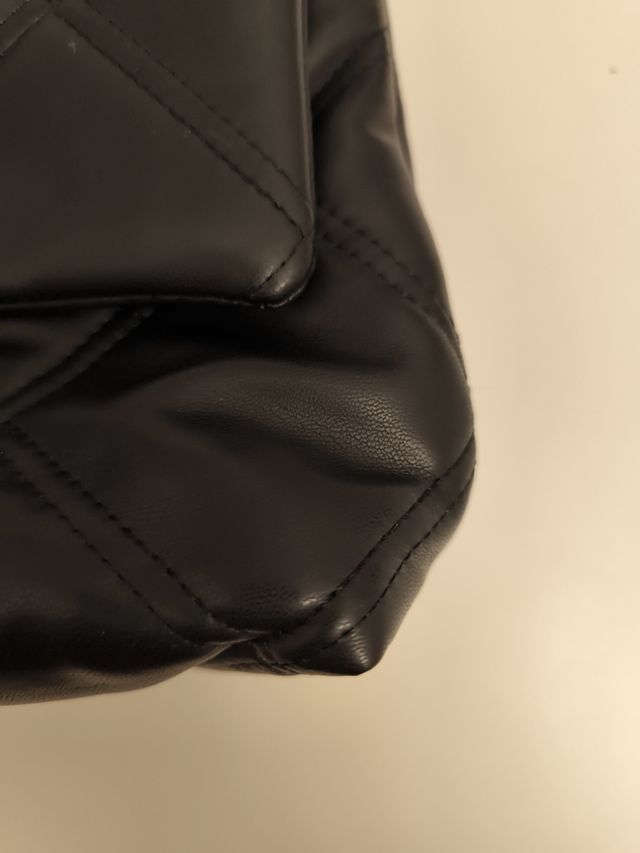 Bolso acolchado Stradivarius