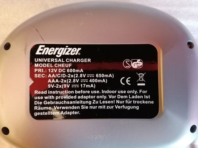 Caricabatterie universale