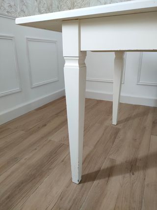 Conjunto mesa con 4 sillas