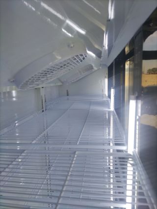 VITRINA MURAL FRIGORÍFICA 3 PUERTAS