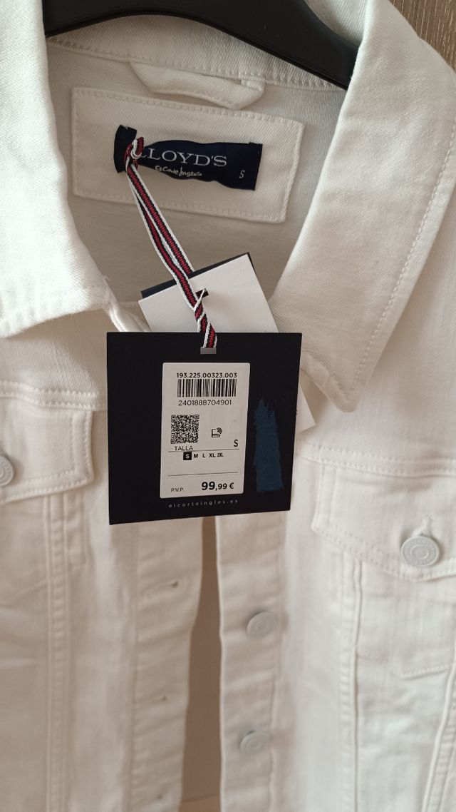 Cazadora chica vaquera.