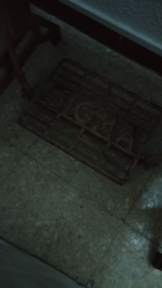 Maquina de coser Sigma antigua