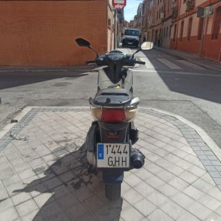 HONDA SH 125i Scoopy