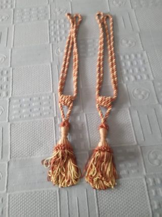 ABRAZADERA DE CORTINAS