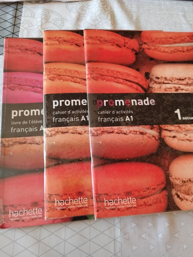 Tres libros de francés 1 primero de la eso SM