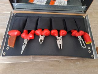 Maleta BAHCO Herramienta Aislada 1000 V 19 piezas