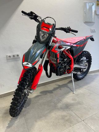 BETA X-TRAINER 300 2T 2025