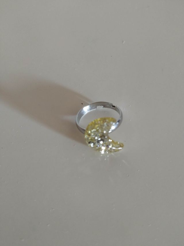 ANILLOS DE NIÑA NUEVOS EN SU CAJA