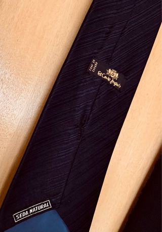 CORBATA Negra - SEDA Natural 100%  #Tendecia