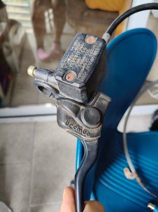 Bomba de freno brembo y pinza montesa cota