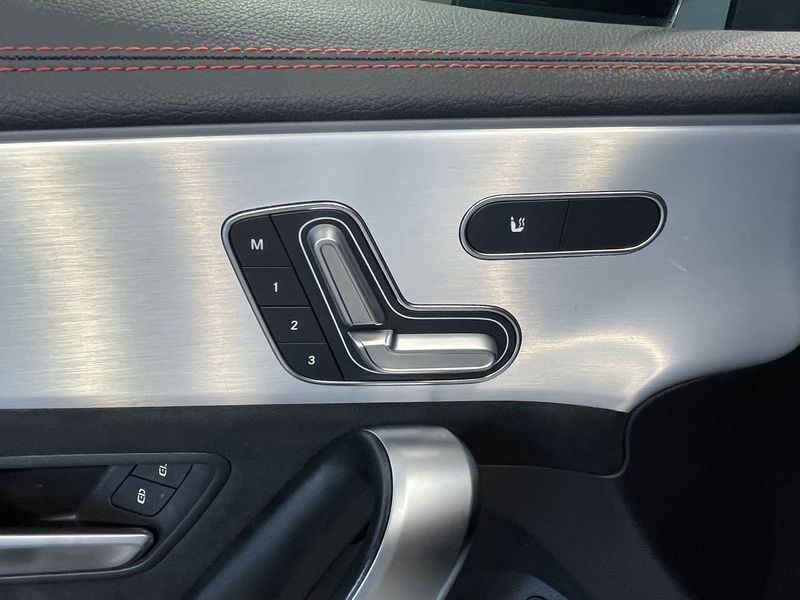 Mercedes-Benz CLA 2023, foto 33