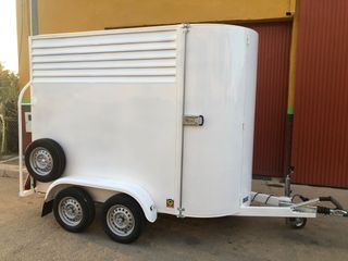 REMOLQUES PARA ALQUILER