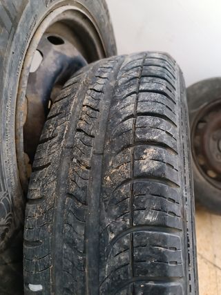 Llantas y neumáticos 13'