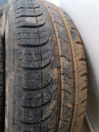 Llantas y neumáticos 13'