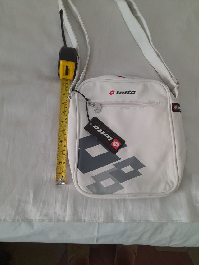 Borsello nuovo Lotto con cartellino