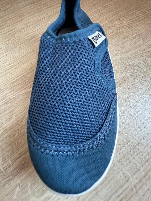 Zapatillas de agua niños en azul