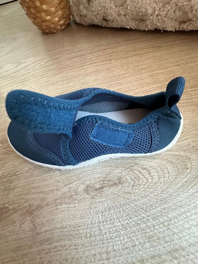 Zapatillas de agua niños en azul