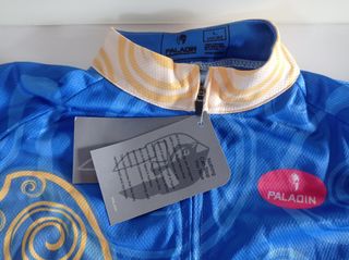 Se vende maillot ciclismo