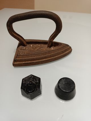 Plancha de hierro antigua