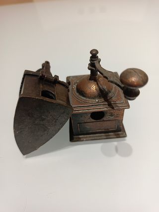 Plancha de hierro antigua