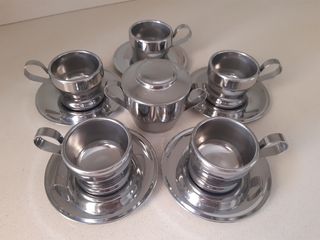 Servizio 5 tazzine caffè e zuccheriera.