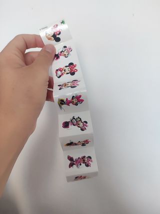 Minnie Mouse sorpresa Kinder Maxi