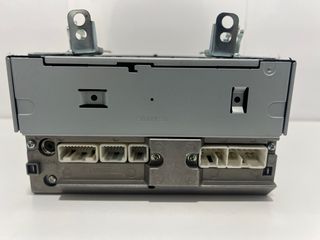 Radio de coche Panasonic.