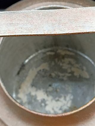Gran tetera o hervidor de metal