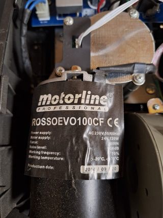 Motor para puerta de garaje rosso evo 100